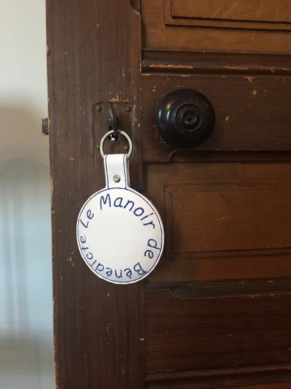 Le Manoir De Benedicte Frühstückspension