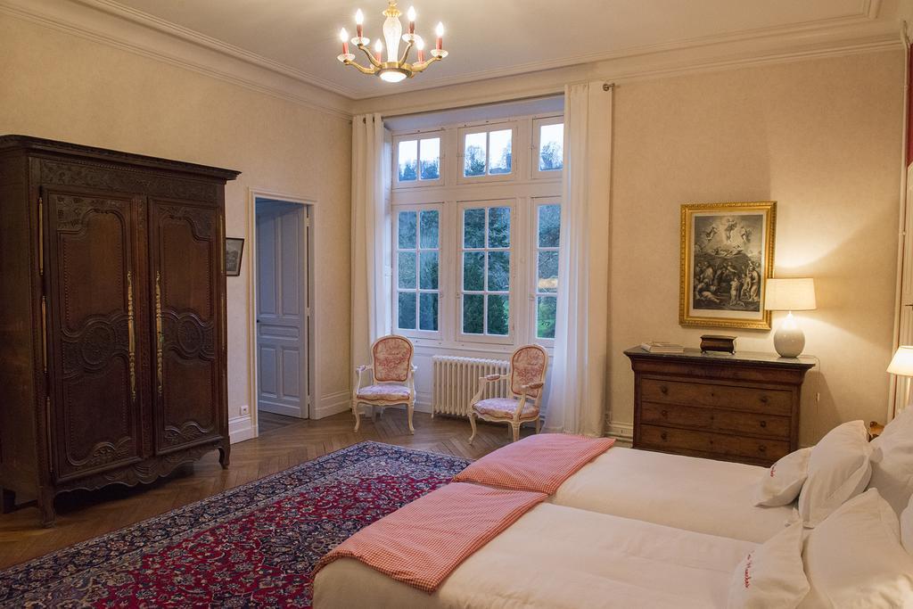 Le Manoir De Benedicte Bed & Breakfast *
